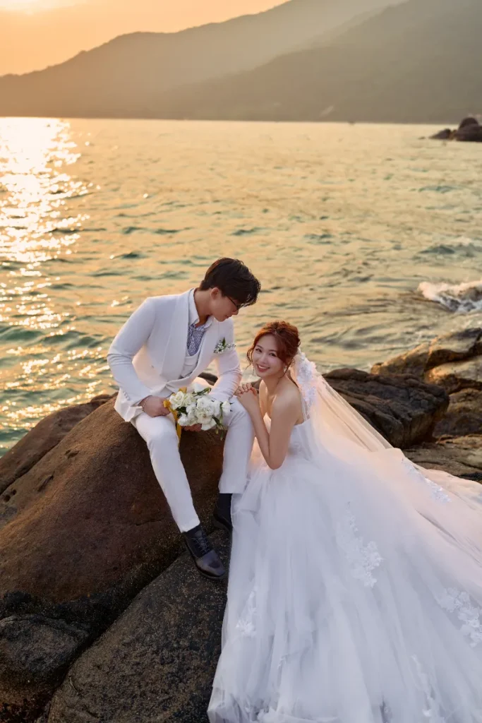 003 SON TRA SUNSET ROCK   GOLDEN SEA WEDDING